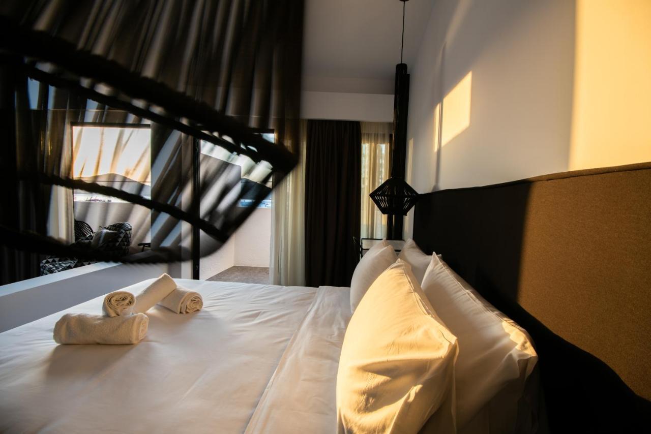 Kalypso Suites Hotel - Adults Only Елунда Екстер'єр фото